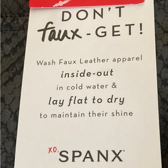 NWT SPANX Faux Leather Bike Shorts Black Metallic Snake Print Size XS - Picture 12 of 13